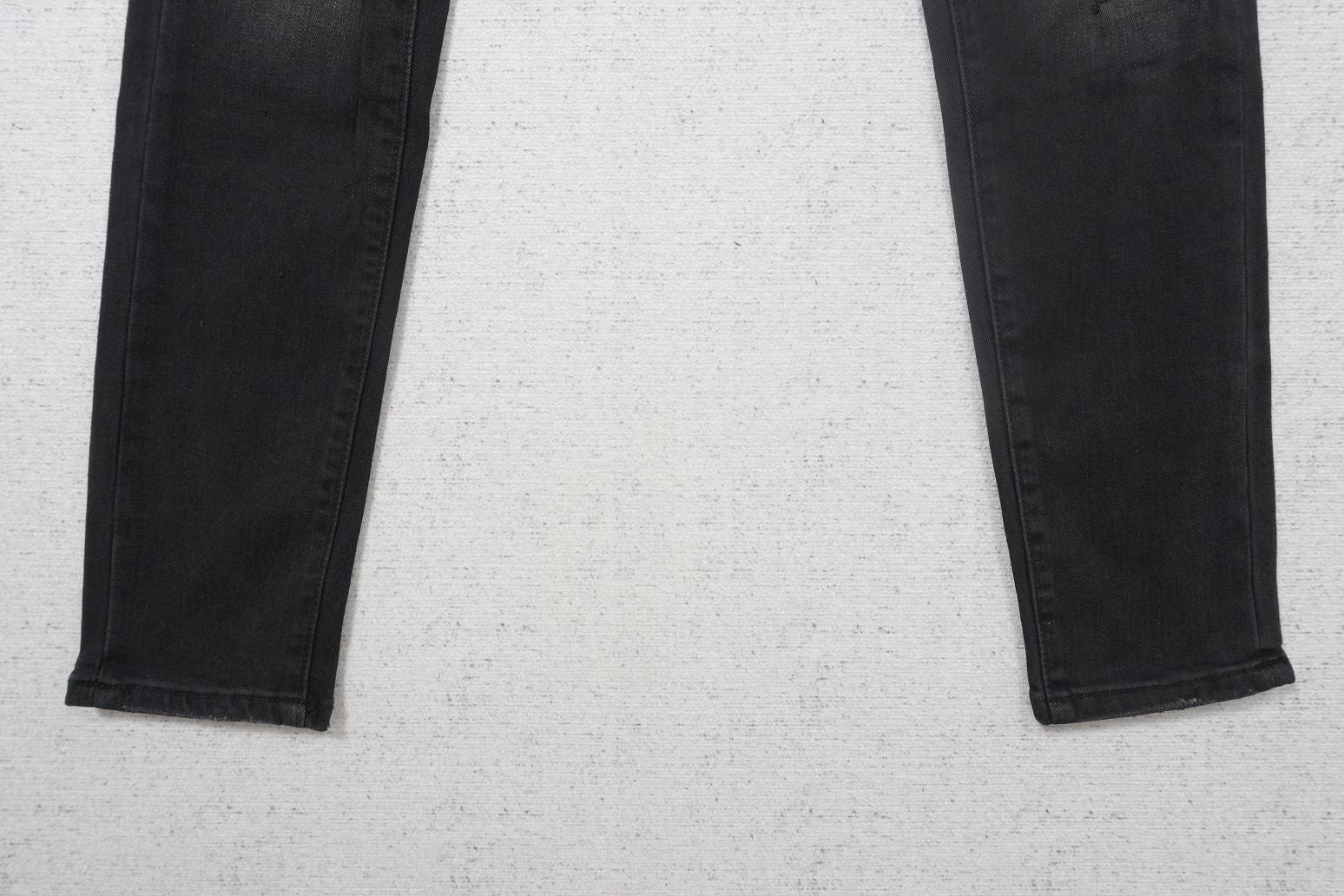 P - JEANS