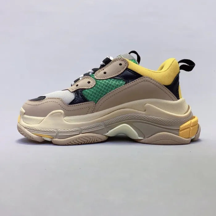 B - SNEAKERS