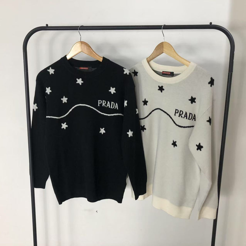 P - SWEATER